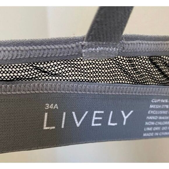 Lively The All-Day Deep V Tshirt Bra Lightly Padded Wireless Grey Black 34A - Picture 3 of 4